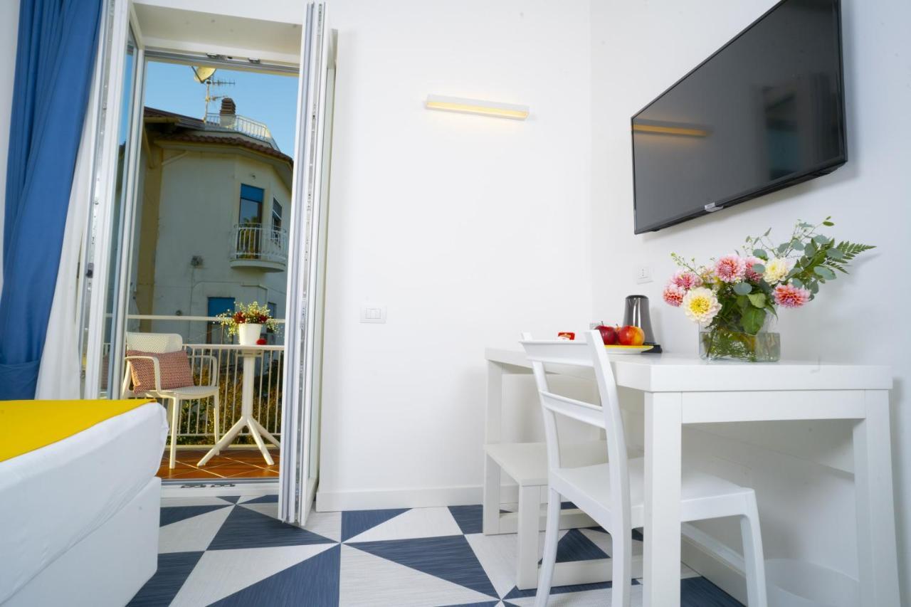 סורנטו Villa Cettina Boutique Hotel מראה חיצוני תמונה